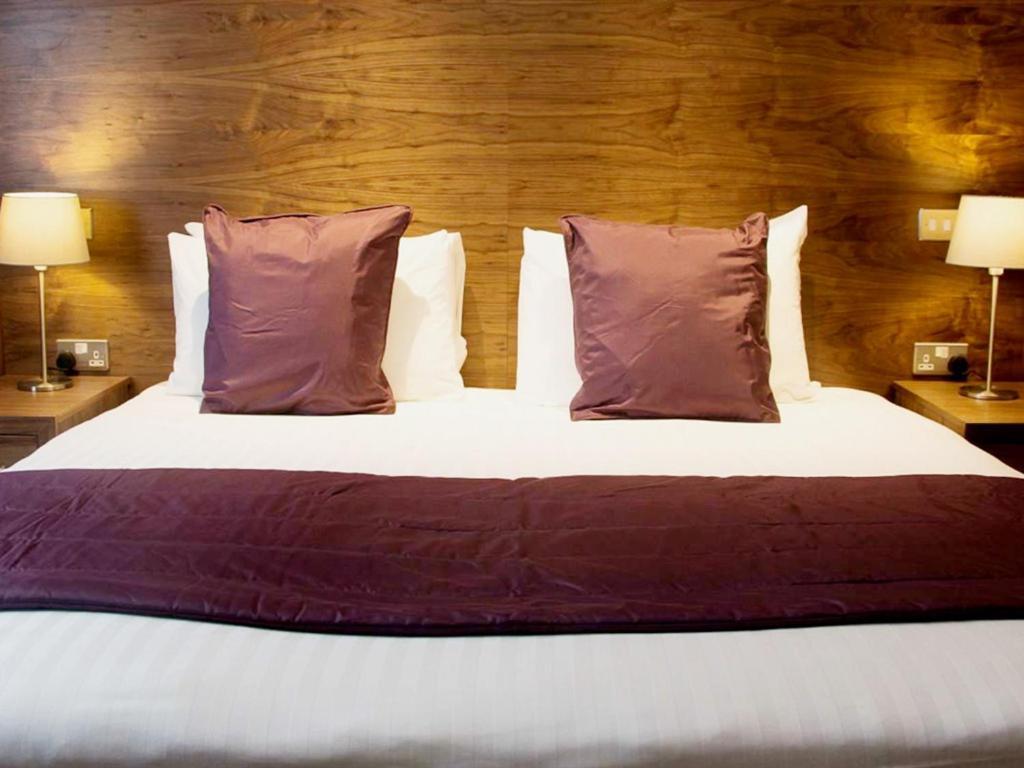 The White Hart Hotel Swindon Phòng bức ảnh